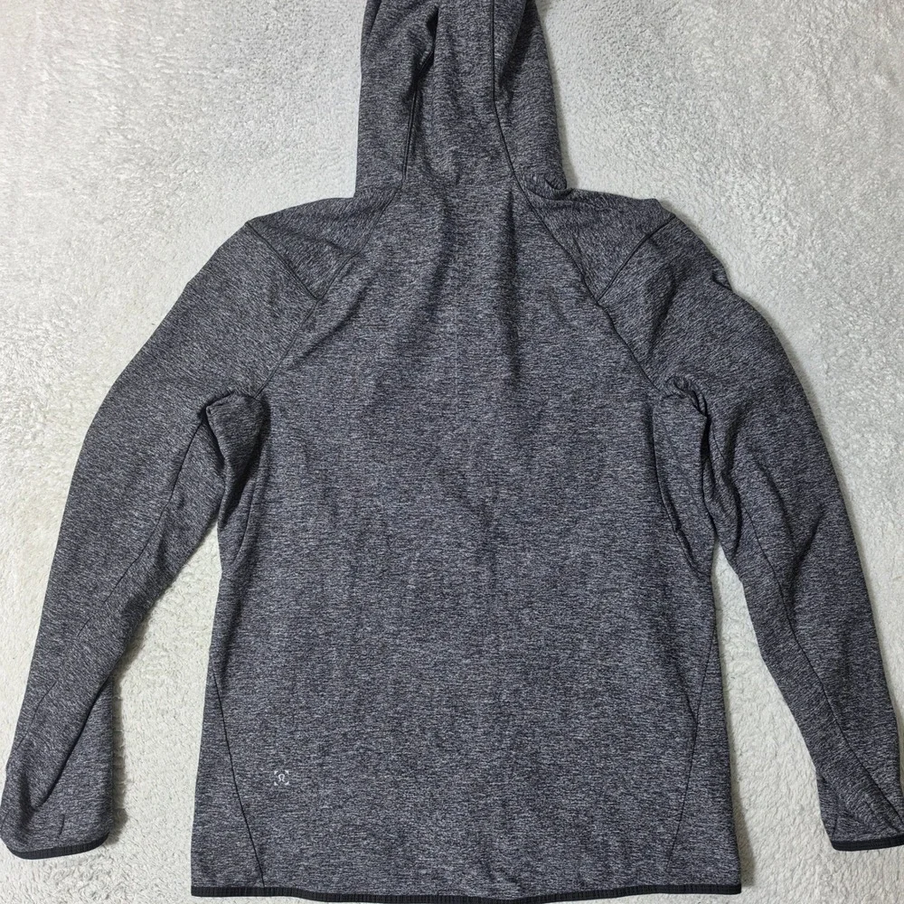 Lululemon surge warm